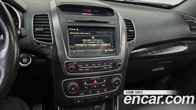 Kia Sorento R Diesel 2.0 2WD Prestige 2014 — фото 15
