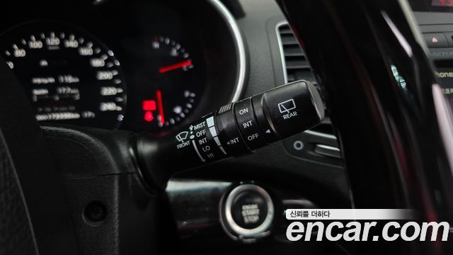 Kia Sorento R Diesel 2.0 2WD Prestige 2014 — фото 17