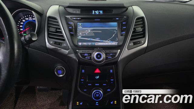 Hyundai Avante 1.6 GDi Modern Standard 2015 — фото 14