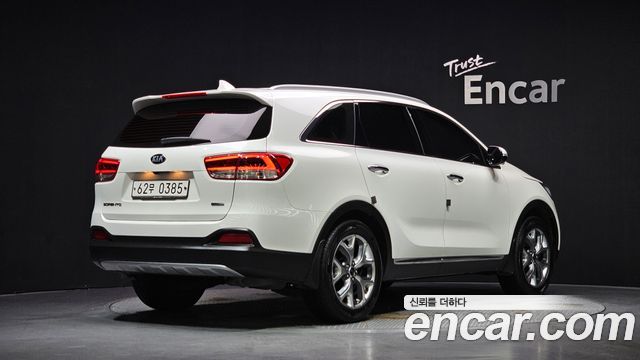 Kia Sorento Diesel 2.0 2WD Noblesse 2016 — фото 2