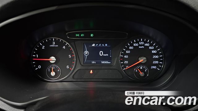 Kia Sorento Diesel 2.0 2WD Noblesse 2016 — фото 8