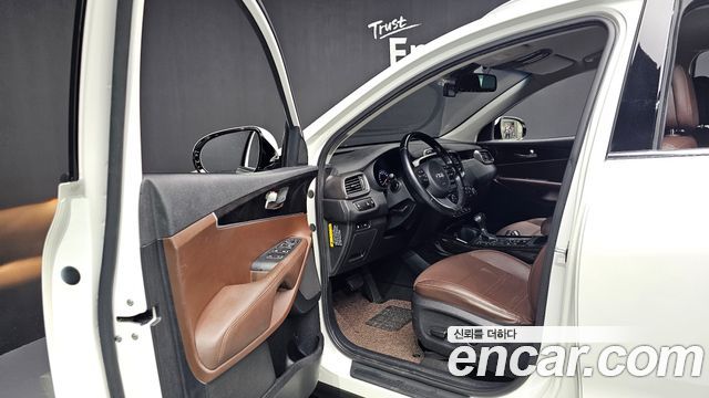 Kia Sorento Diesel 2.0 2WD Noblesse 2016 — фото 10