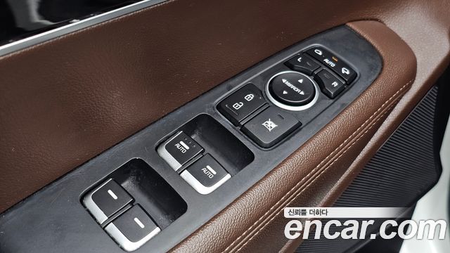Kia Sorento Diesel 2.0 2WD Noblesse 2016 — фото 14