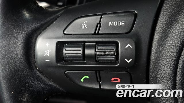 Kia Sorento Diesel 2.0 2WD Noblesse 2016 — фото 16