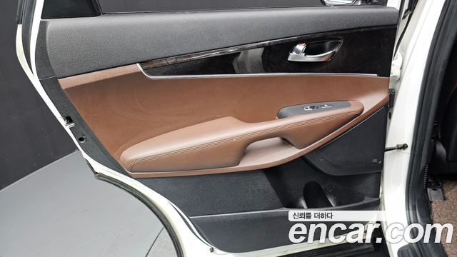Kia Sorento Diesel 2.0 2WD Noblesse 2016 — фото 25