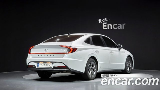 Hyundai Sonata (DN8) 2.0 Premium Family 2021 — фото 2