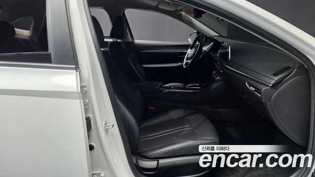 Hyundai Sonata (DN8) 2.0 Premium Family 2021 — фото 11