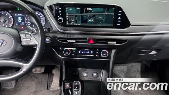 Hyundai Sonata (DN8) 2.0 Premium Family 2021 — фото 14