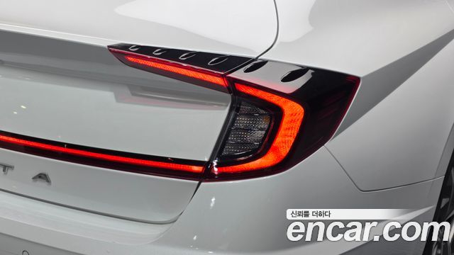 Hyundai Sonata (DN8) 2.0 Premium Family 2021 — фото 23