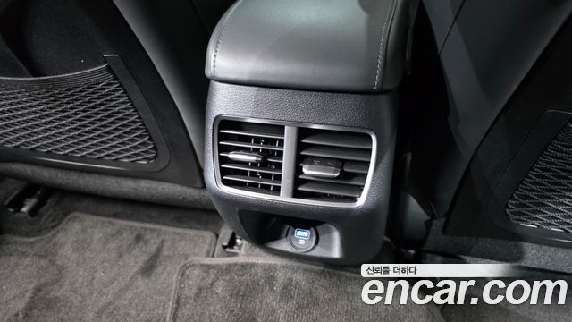 Hyundai Sonata (DN8) 2.0 Premium Family 2021 — фото 34
