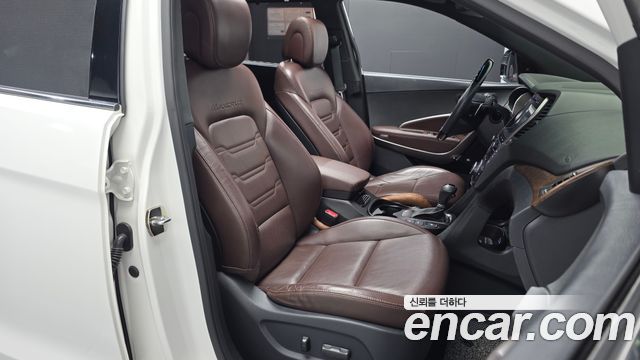 Hyundai Maxcruise Gas 3.3 4WD Finest Edition 2018 — фото 32