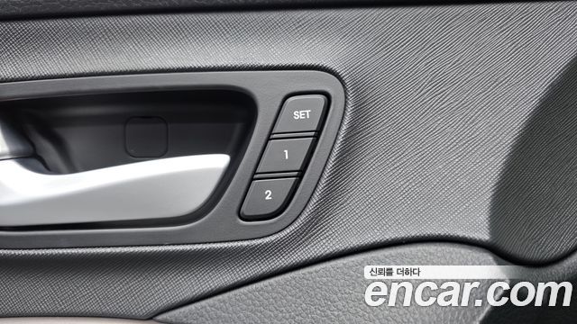 Hyundai Maxcruise Gas 3.3 4WD Finest Edition 2018 — фото 37