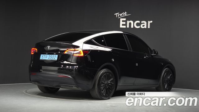 Tesla Model Y Long Range AWD 2022 — фото 2