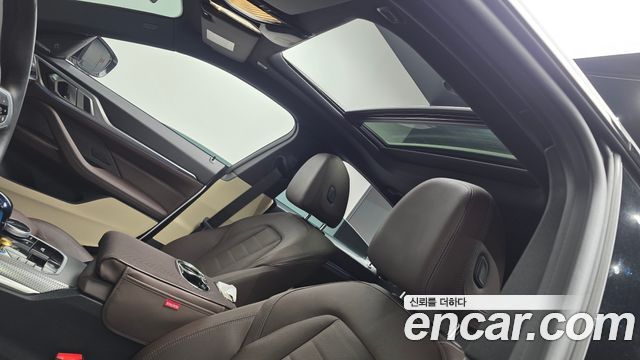 BMW i4 eDrive40 M Sports Pro 2023 — фото 19