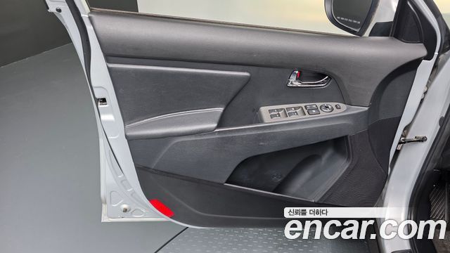 Kia Sportage R Diesel 2WD ACE 2016 — фото 24