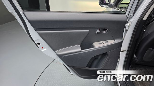 Kia Sportage R Diesel 2WD ACE 2016 — фото 25