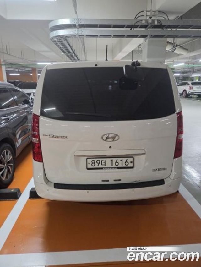 Hyundai Grand Starex Van 3-Seater Smart 2019 — фото 2