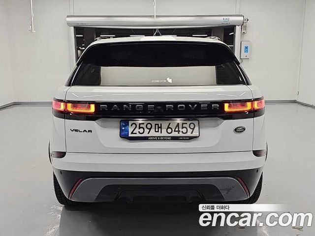 Land Rover Range Rover Velar 2.0 P250 R-Dynamic SE 2023 — фото 3