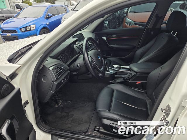 BMW 1 Series (F20) 118d Sport 5Door 2015 — фото 5