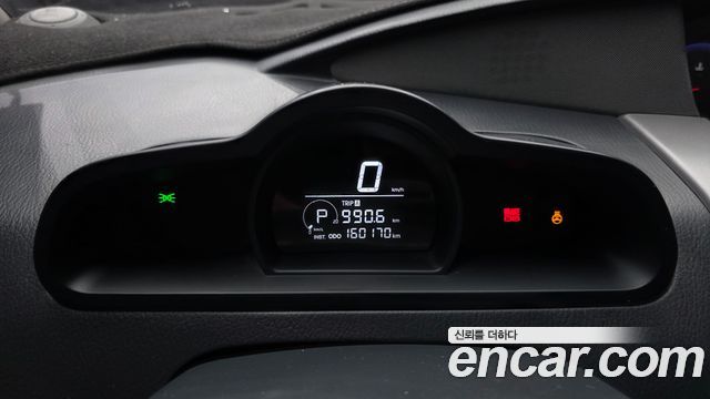 KG Mobility (SsangYong) Korando Turismo 4WD GT 11-seater 2014 — фото 8