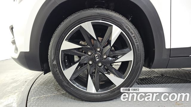 Kia Seltos Diesel 1.6 2WD Signature 2021 — фото 5