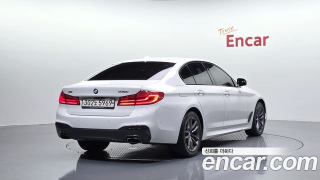 BMW 5 Series (G30) 530i xDrive M Sport Package Plus 2018 — фото 2