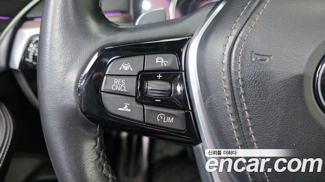 BMW 5 Series (G30) 530i xDrive M Sport Package Plus 2018 — фото 19