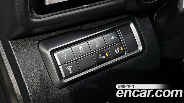 KG Mobility (SsangYong) Very New Tivoli Gasoline 1.5 2WD V3 2020 — фото 20
