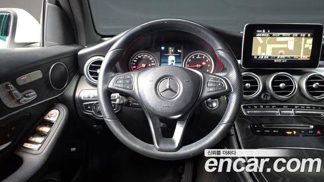 Mercedes-Benz GLC-Class (X253) GCL300 4MATIC Coupe 2019 — фото 12