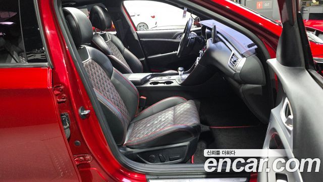 Genesis G70 3.3T Sport AWD Supreme 2018 — фото 12