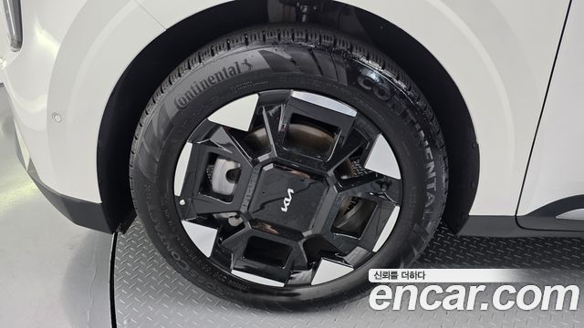 Kia Carnival (IV) HEV 7seater Signature 2025 — фото 5