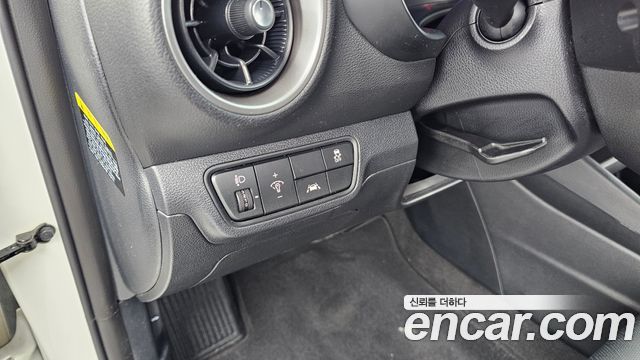 Kia K3 Trendy 2020 — фото 27