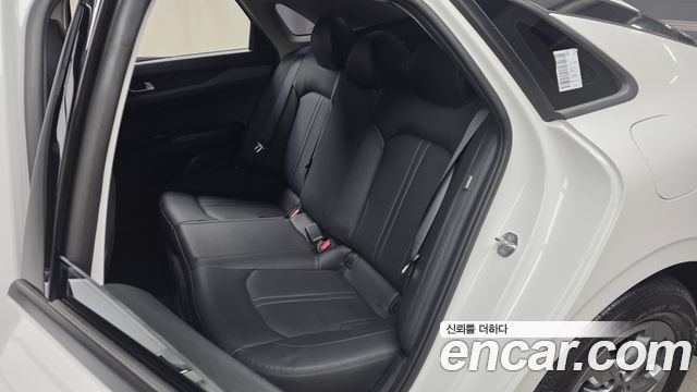 Kia K5 (III) 2.0 LPI(Renter car) Strandard 2023 — фото 12