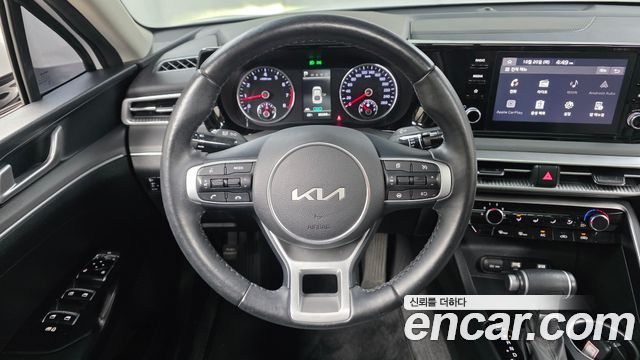 Kia K5 (III) 2.0 LPI(Renter car) Strandard 2023 — фото 14
