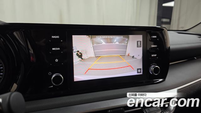 Kia K5 (III) 2.0 LPI(Renter car) Strandard 2023 — фото 16