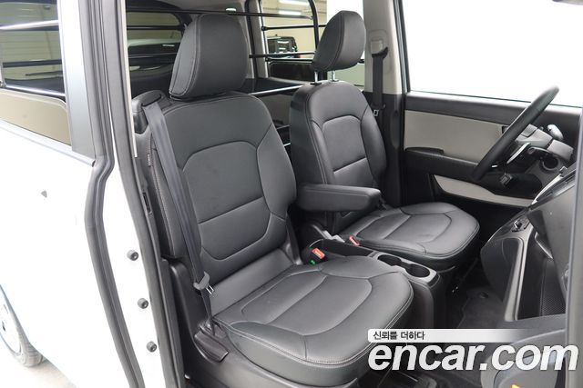 Kia Ray EV Van 2-Seater AIr 2024 — фото 15