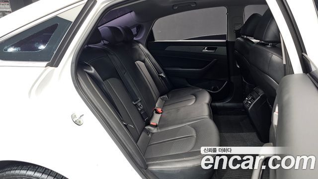 Hyundai Sonata New Rise 1.6 Turbo Smart 2018 — фото 12