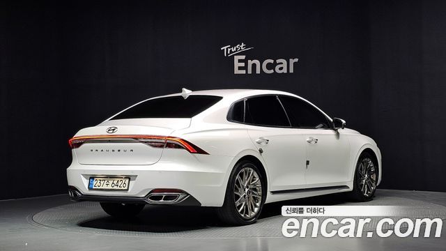 Hyundai Grandeur (IG) 2.5 Calligraphy 2020 — фото 2