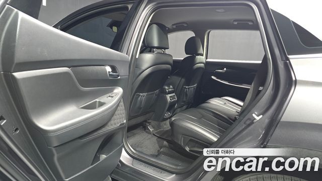 Hyundai Santa Fe Diesel 2.2 2WD Premium 2021 — фото 11