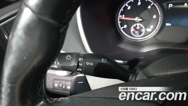 Hyundai Santa Fe Diesel 2.2 2WD Premium 2021 — фото 30