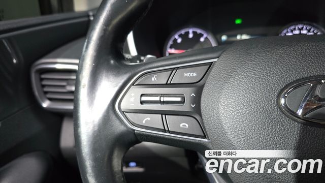 Hyundai Santa Fe Diesel 2.2 2WD Premium 2021 — фото 31