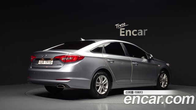 Hyundai Sonata (LF) 2.0 Style 2015 — фото 2