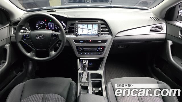 Hyundai Sonata (LF) 2.0 Style 2015 — фото 7
