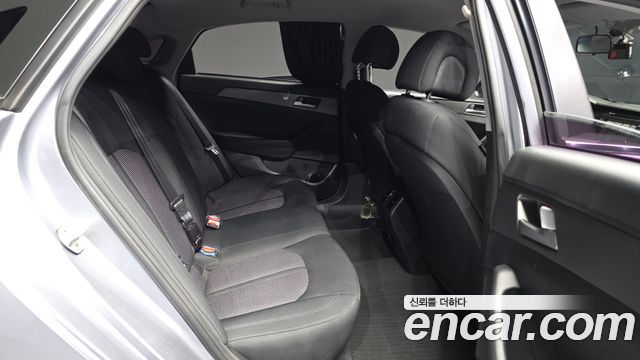 Hyundai Sonata (LF) 2.0 Style 2015 — фото 12