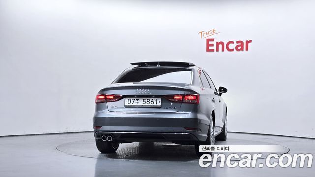 Audi A3 40 TFSI 8V 2018 — фото 4