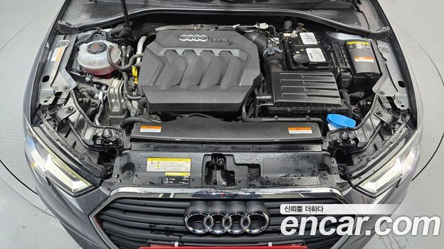 Audi A3 40 TFSI 8V 2018 — фото 6