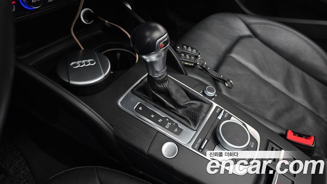 Audi A3 40 TFSI 8V 2018 — фото 9
