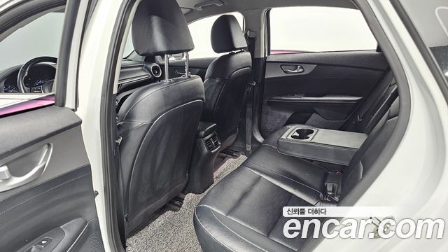 Kia K3 Prestige 2019 — фото 12