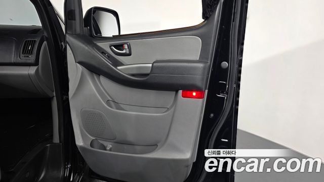 Hyundai Grand Starex Camping car 2019 — фото 30