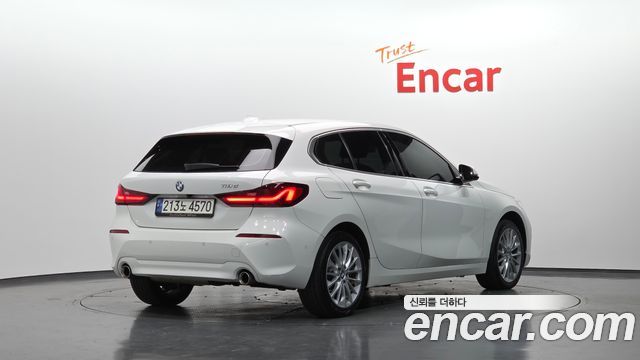BMW 1 Series (F40) 118d Joy 2021 — фото 2